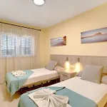 La Perla F14 En Appartement *