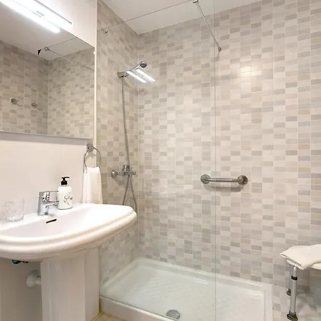 Apartment La Perla F14 En