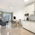 Appartamento La Perla F14 En *
